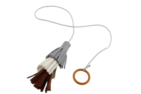GIGWI CATCH & SCRATCH CAT TOY - ECO WITH RING FELT